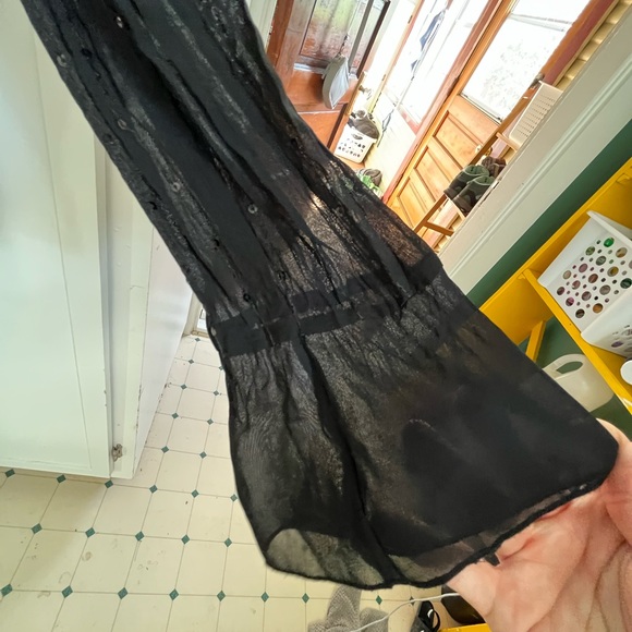 Black Button-Up Blouse w/Collar & Sequins - Picture 5 of 6